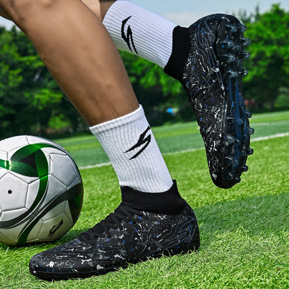 Chaussures de football pour hommes, modèle AG FG, tige en maille ultra-légère, soutien stable de la voûte plantaire, idéales pour les entraînements prolongés sur terrain de gazon extérieur.