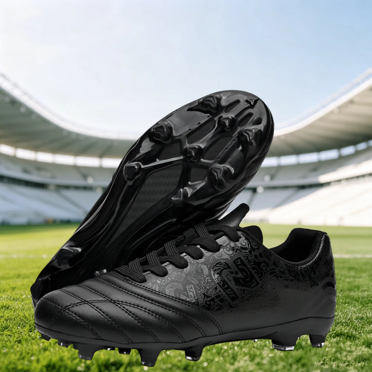 Chaussures de football AG FG pour hommes, tige en PU souple, structure de crampons renforcée, pour adultes, pour les matchs et entraînements de football en plein air sur pelouse.