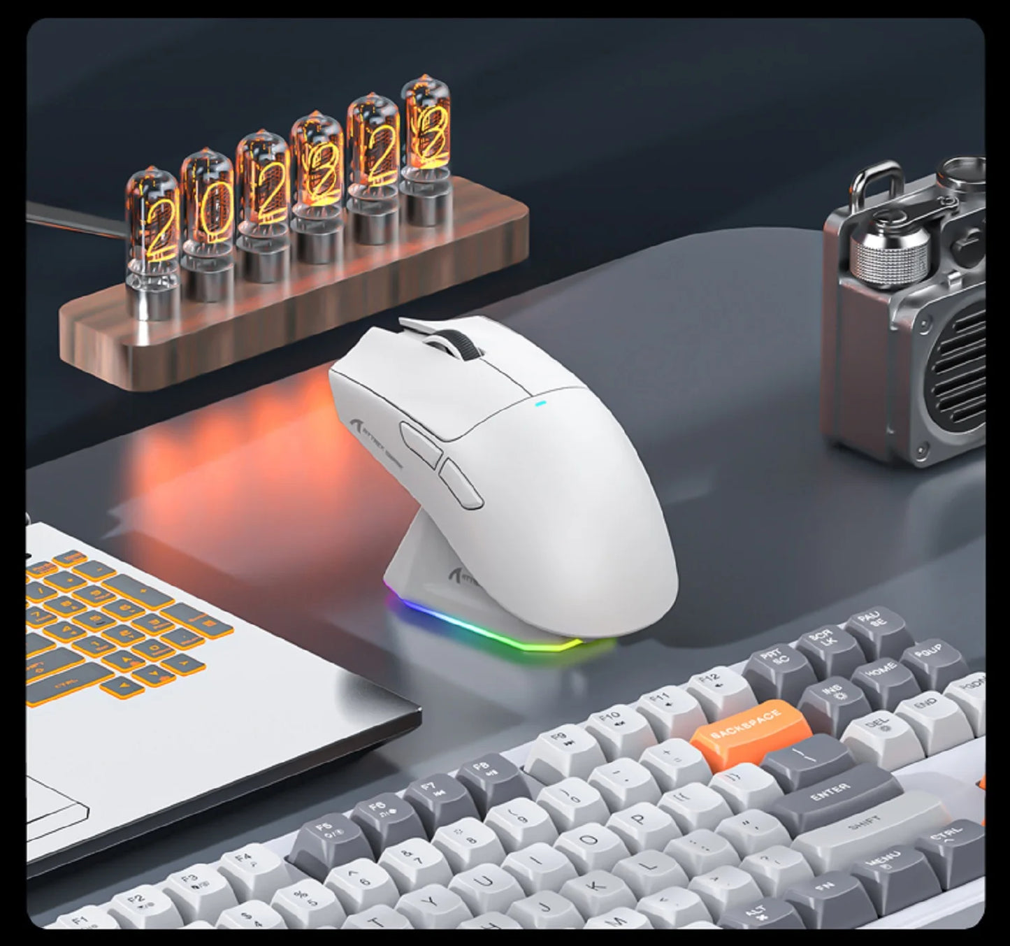 Attack Shark X11&R1 Tri-Mode Bluetooth trådløs mus med opladningsbase, RGB, ergonomisk letvægtsmus, PC-gamer-tilbehør