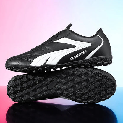 Men Soccer Shoes Breathable Football Boots Futsal Ultralight Professional Training Sneakers Unisex Grass Cleats Match Sport
