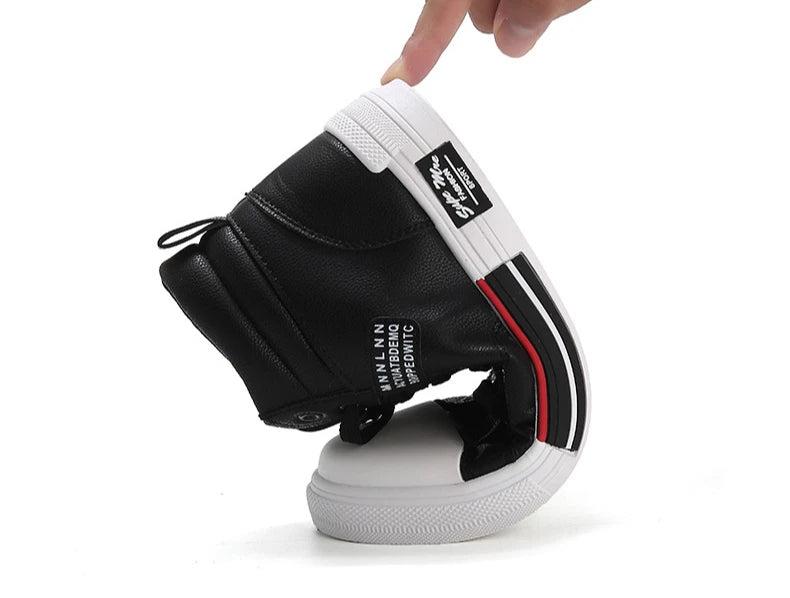 2025 New Breathable Soft Sole Men's Casual Sports Shoes Korean Fashion Student Jogging Shoes Youth Board Shoes