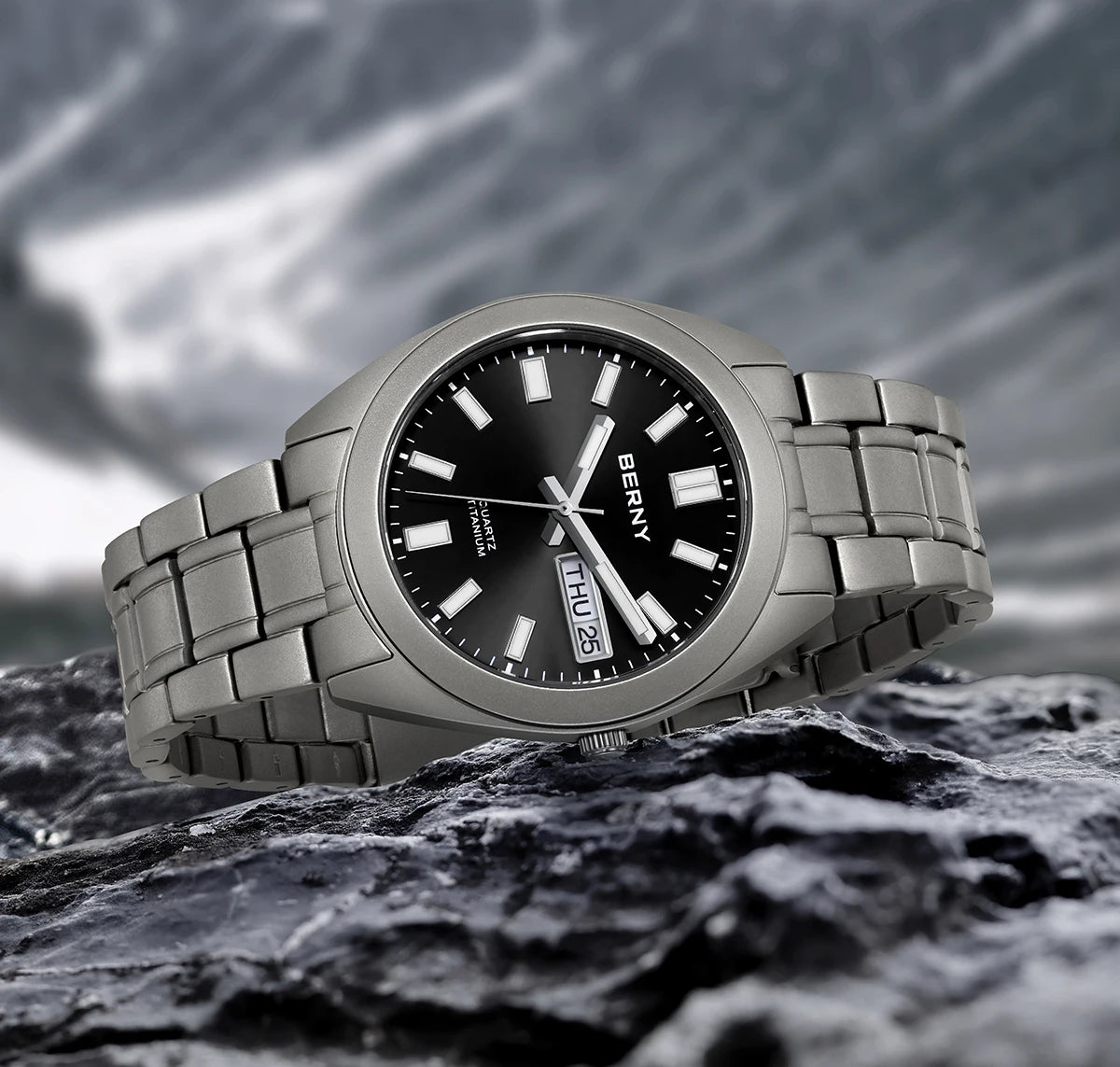 BERNY Titanium Watch for Men Super Light Weight Wristwatch Super Luminous Sapphire 10ATM Waterproof Sport Field Quartz Watches