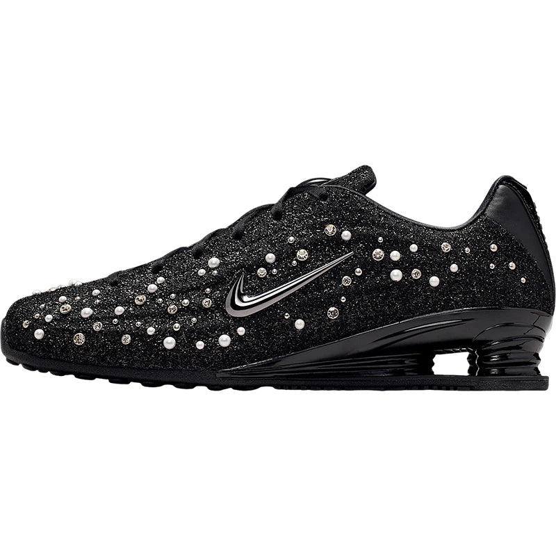 Nike Shox Z da donna, scarpe sportive basse con lacci, resistenti all'usura e con assorbimento degli urti, IQ1157-010