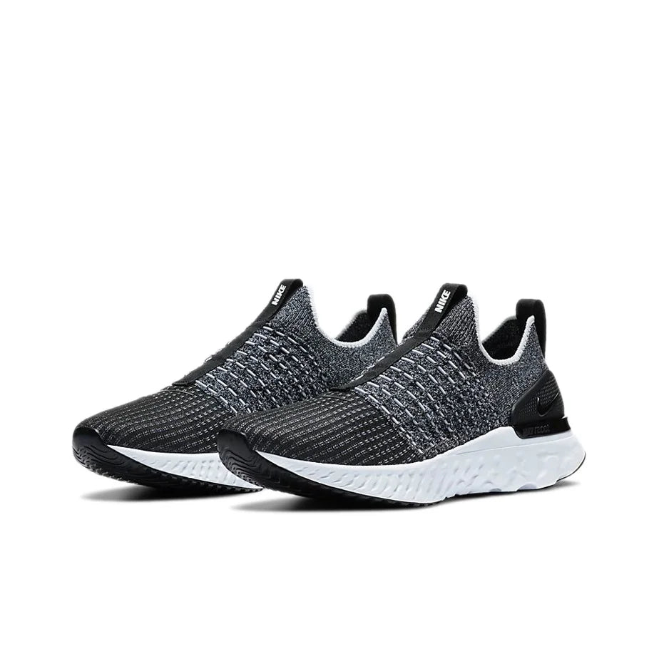 POIZON Nike React Phantom Run Flyknit 2 'Black Smoke Grey'