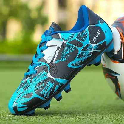 Nouvelles chaussures de football pour hommes et enfants, crampons professionnels pour adultes, chaussures de football ultralégères antidérapantes pour l'herbe, chaussures d'entraînement pour garçons, livraison directe
