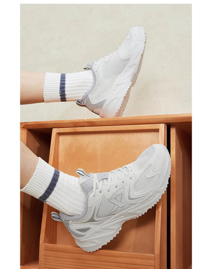 Zapatillas casuales Xtep para hombre, calzado deportivo de verano resistente, con cordones, antideslizante y resistente al desgaste para exteriores 876219320026