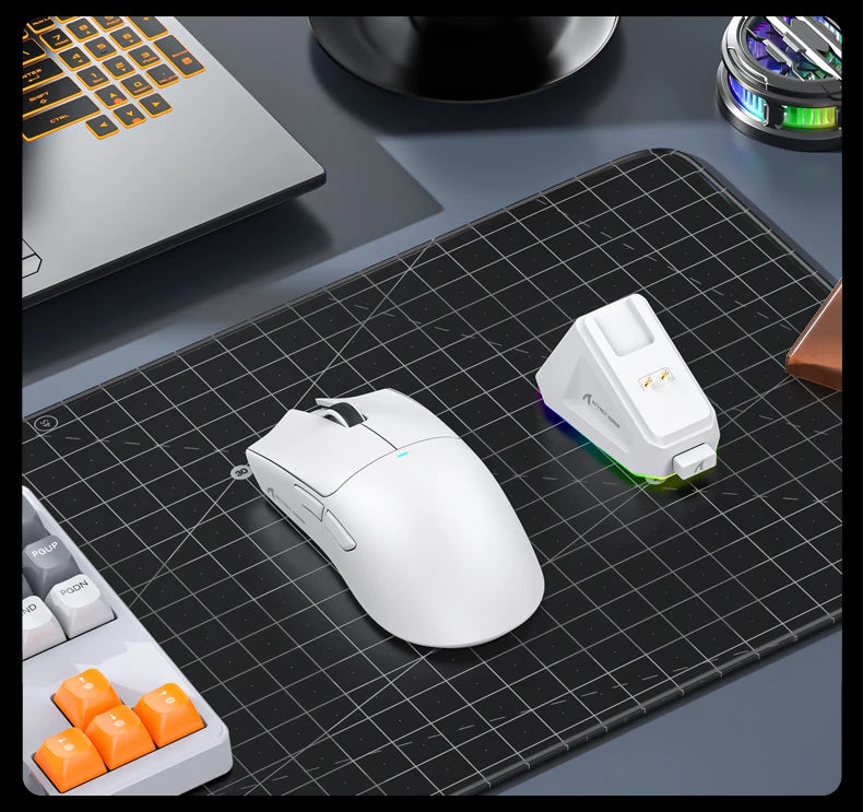 Attack Shark X11&R1 Tri-Mode Bluetooth trådløs mus med opladningsbase, RGB, ergonomisk letvægtsmus, PC-gamer-tilbehør