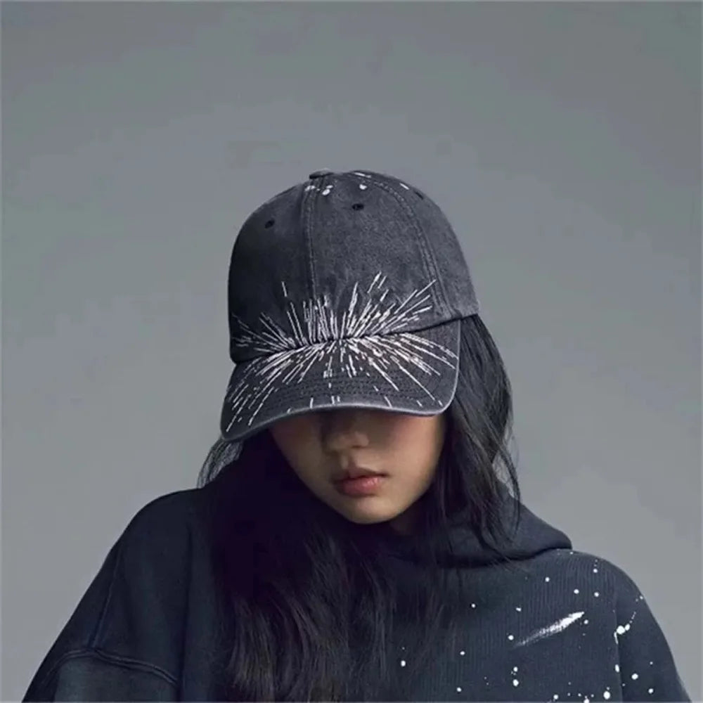 Koreansk K-pop What Is Your Love Song Samme strikkede broderede kasket World Tour-koncertkasket Mode til kvinder og mænd Udendørs baseballkasketter