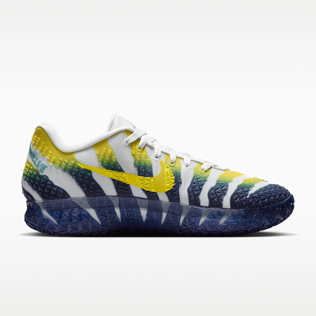 Nike Authentic herresko med polstring, åndbarhed og slidstyrke – lave basketballsko HF2794-004