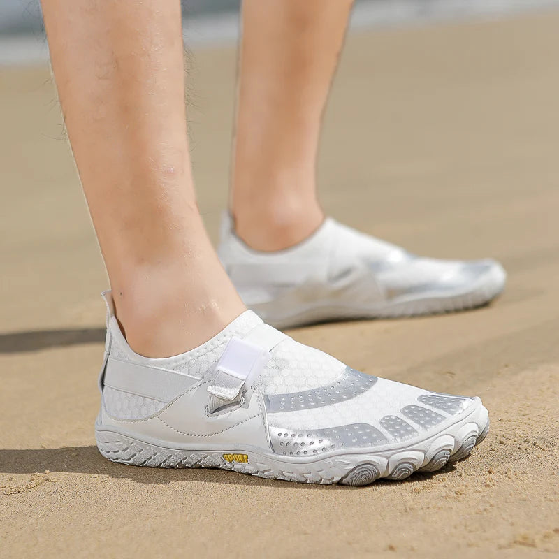 Barefoot Beach Aqua Shoes for Men and Women Quick-Dry Summer Water Shoes Outdoor Wading Sneakers Lightweight Water Sports Shoes