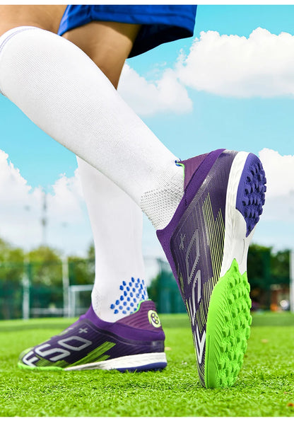Nouvelles chaussures de football pour hommes, crampons pour terrain gazonné, chaussures de futsal confortables, chaussures de football pour terrain synthétique, chaussures de sport ultralégères, antidérapantes, pour adul
