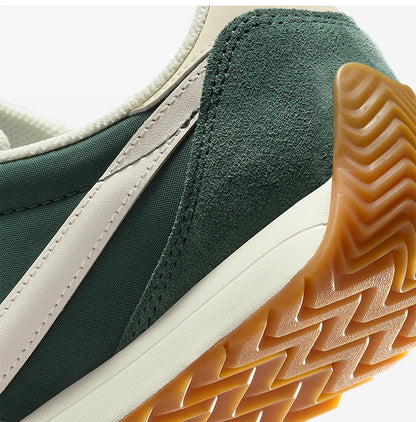 Scarpe sportive da donna Nike Pacific in tessuto resistente all'usura, modello basso con lacci, HM4771-300