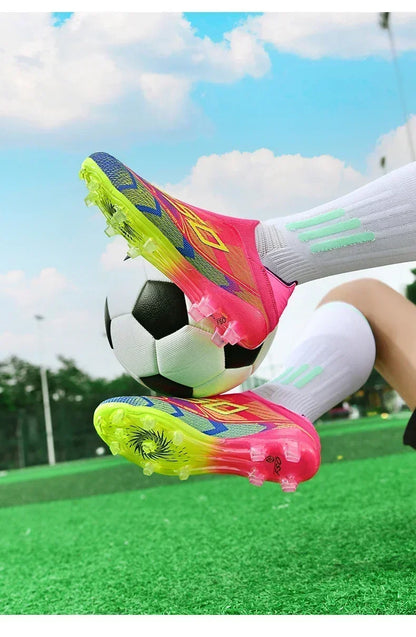 Nouvelles chaussures de football pour hommes, de haute qualité, très vendues, antidérapantes, mi-hautes, légères, pour l'extérieur, crampons de match, pour l'entraînement sur gazon.