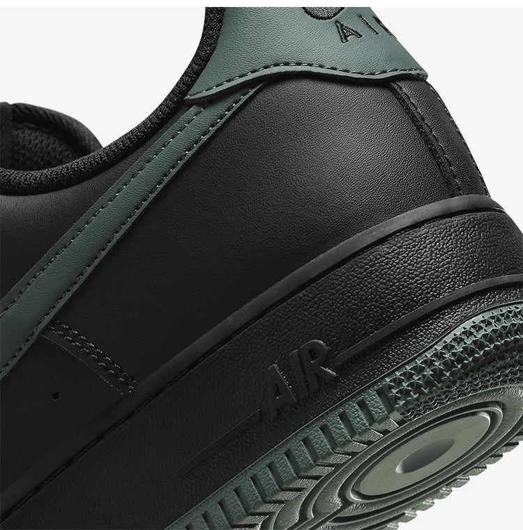 Pánské tenisky Nike Genuine Air Force 1 07 FJ4146-001