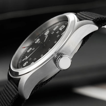 Militado ML08 Vintage Black Watch VH31 Sweep Quartz Wristwatch Ar Sapphire Crystal Luminous C3 BGW9 100 Waterproof Watches Man