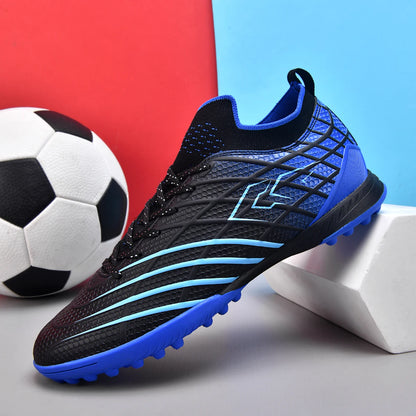 Nouvelles chaussures de football pour hommes, crampons de futsal, chaussures de football, confortables, ultra-légères, pour terrain synthétique et naturel, sportives, antidérapantes, pour adultes, professionnelles.