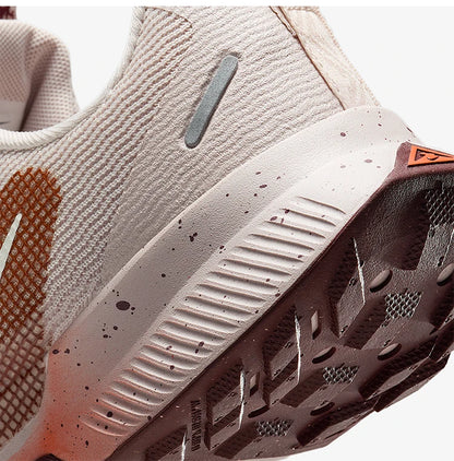 Pantofi de alergare Nike Authentic Juniper Trail pentru femei, model low-top, pentru cros FQ0902-602