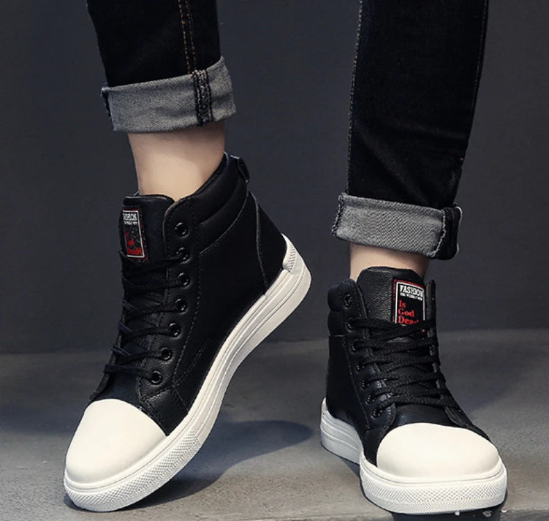 2025 New Breathable Soft Sole Men's Casual Sports Shoes Korean Fashion Student Jogging Shoes Youth Board Shoes