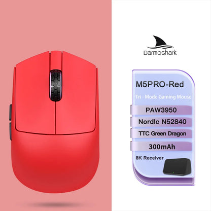 Darmoshark M5Air geschmiedete Carbonfaser kabellose 8K-Gaming-Maus PAW3950 30K DPI für kleine Hände, Finger-Grip, Game-Makro-Maus, leicht