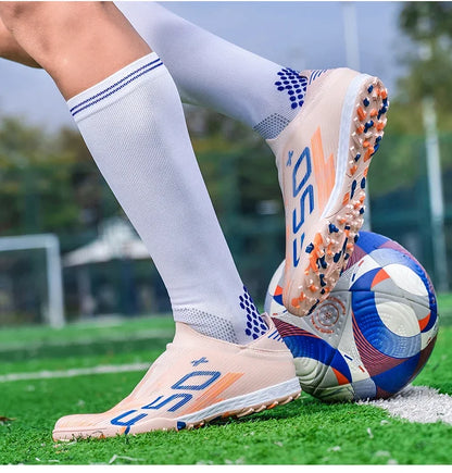 Nouvelles chaussures de football pour hommes, crampons, baskets légères de haute qualité, pour l'entraînement sur gazon, bottes de football très vendues, antidérapantes, mi-hautes, pour l'extérieur.