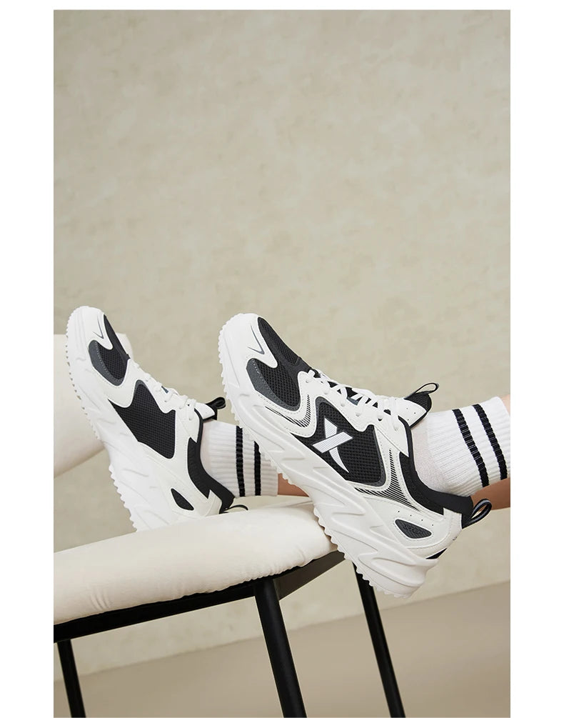 Zapatillas casuales Xtep para hombre, calzado deportivo de verano resistente, con cordones, antideslizante y resistente al desgaste para exteriores 876219320026