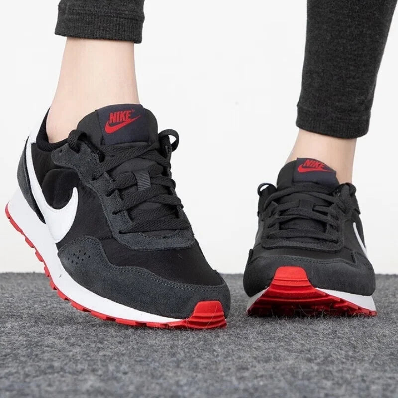 Scarpe da donna Nike Valiant, nuove sneaker casual di tendenza, comode e versatili, stile rétro waffle, Cn8558-016