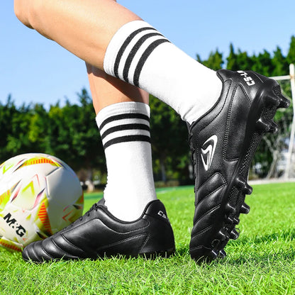 Nouvelles chaussures de football pour hommes, chaussures de soccer d'extérieur TF FG, crampons pour terrain en herbe, chaussures d'entraînement confortables, chaussures de match, futsal, chaussures de sport respirantes pour