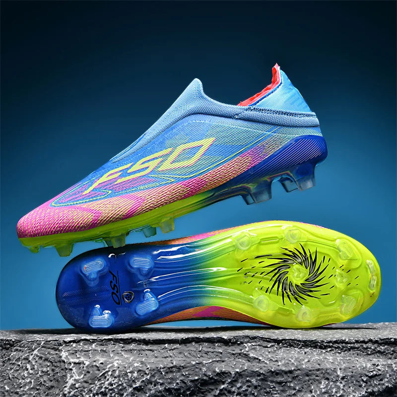 Nouvelles chaussures de football pour hommes, crampons pour terrain en herbe, de haute qualité, antidérapantes, légères, mi-hautes, pour les matchs en extérieur, chaussures de sport, très vendues pour l'entraînement.
