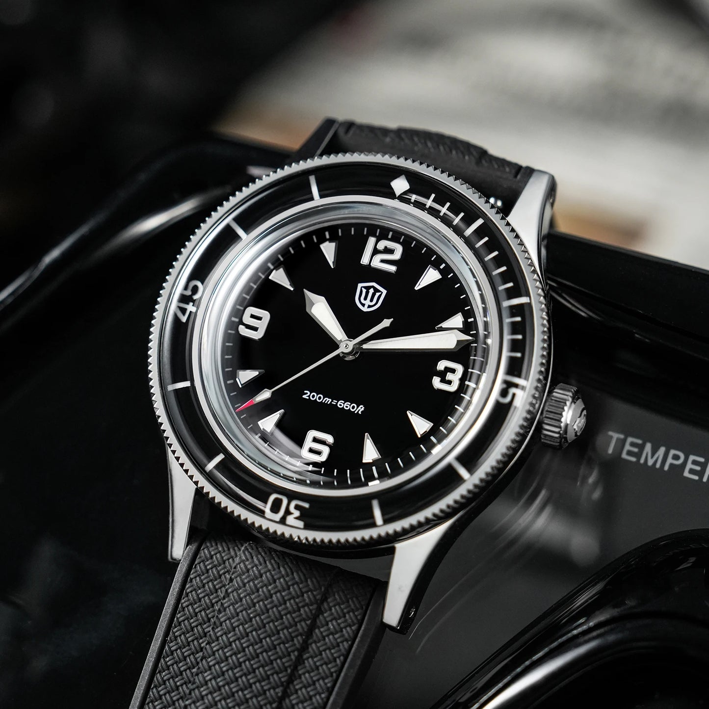 Watchdives WD50Q 38mm Watch Stainless Stee VH31 Sweep Seconds Quartz Movement Men Watches Bubble Sapphire Luminous Waterproof