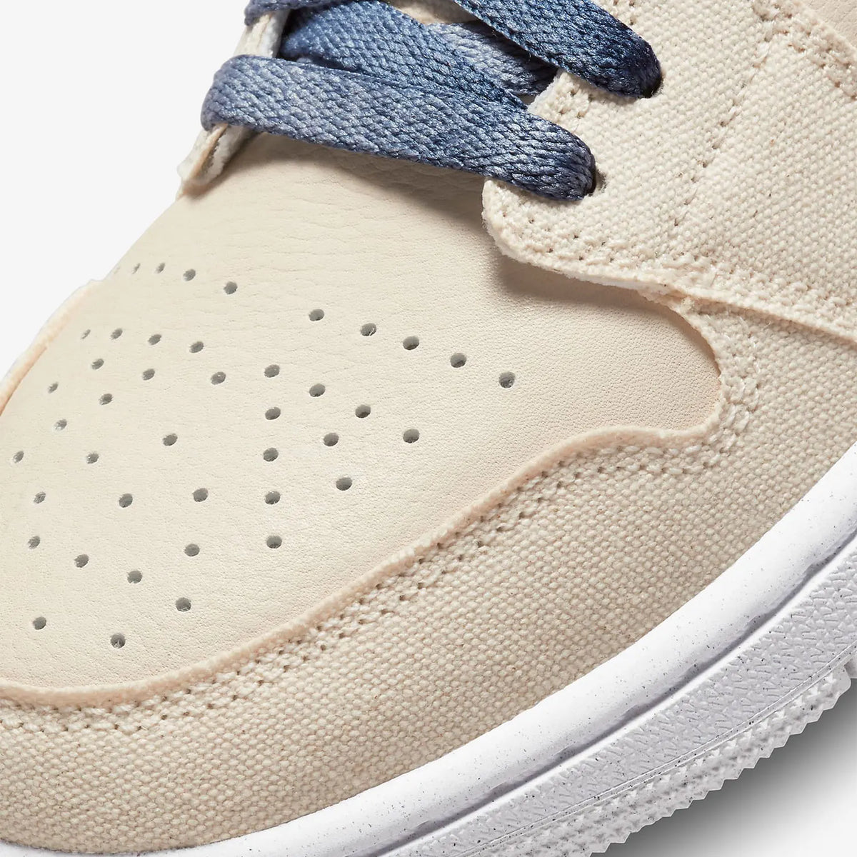 Oficiální originální dámské ležérní odolné vysoké tenisky Nike Air Jordan 1 DM9126-104