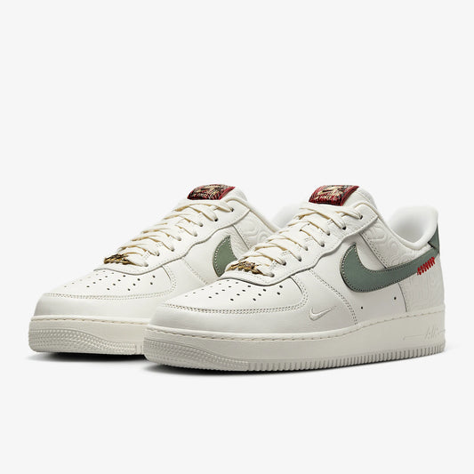 Nike Genuine Neuheit Herren rutschfeste Retro-Sneaker zum Schnüren, atmungsaktiv, Low-Top HV5979-130