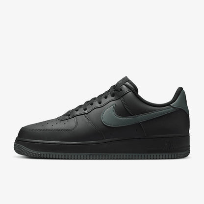 Pánské tenisky Nike Genuine Air Force 1 07 FJ4146-001