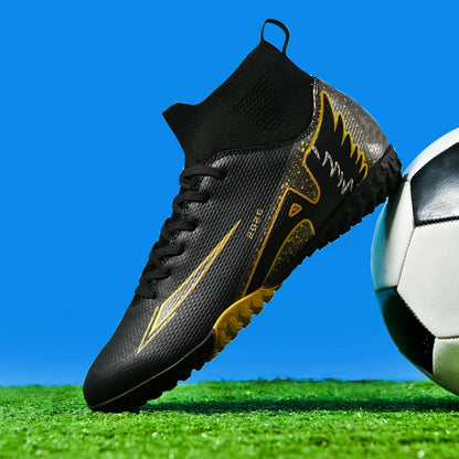 Nouvelles chaussures de football pour hommes, antidérapantes, de haute qualité, ultralégères, pour l'extérieur et l'intérieur, chaussures de sport à haute cheville, futsal antidérapantes