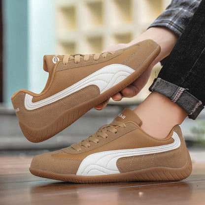 Popular Autumn Lightweight Fashionable Men's Casual Shoes Odor Resistant Low Cut Sports Shoes Outdoor Soft Retro Walking Shoes