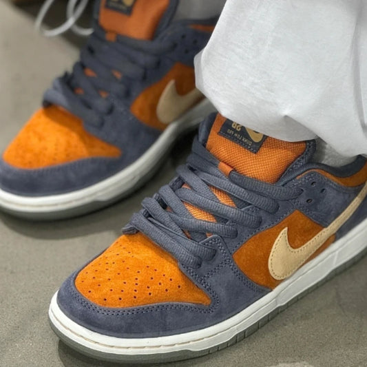 Nike SB Dunk Low Light Carbon Monarch Men Women Vintage Casual Skateboarding Shoes Unisex Anti-Slip Streetwear HF3063-002