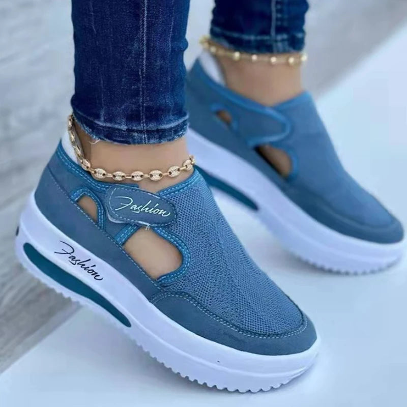 Large Casual Single Shoes for Women 2025 New Summer Flat Bottomed Breathable Casual Mesh Fashionable Thick Soled Sports Shoes