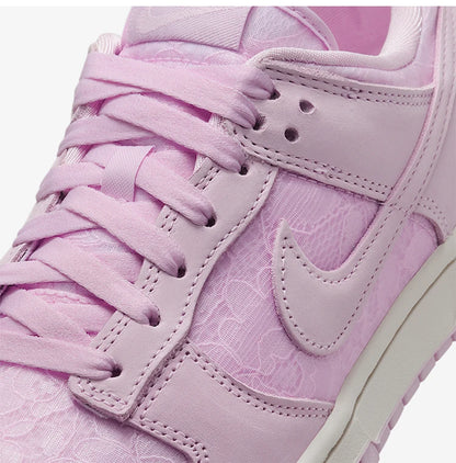 Nike Authentic Dunk Low Women's Retro Sneakers HJ5870-600