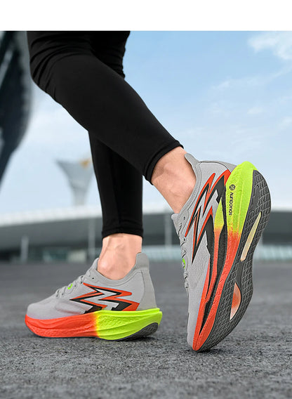 NEUE Laufschuhe mit Carbonplatte für Marathon, Herren, sportlich, atmungsaktiv, leicht, Damen, bequeme rutschfeste Sportsneaker, Casual